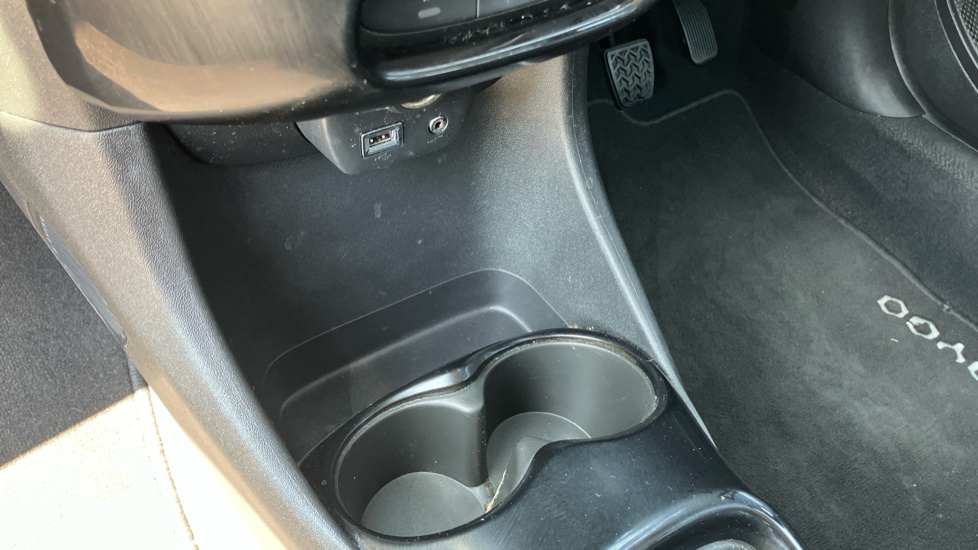 Toyota Aygo 1.0 VVT-i X-Press 5dr x-shift Petrol Hatchback - Image 31