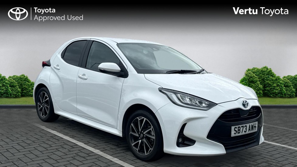 Toyota Yaris 1.5 Hybrid Design 5dr CVT Hybrid Hatchback - Image 1