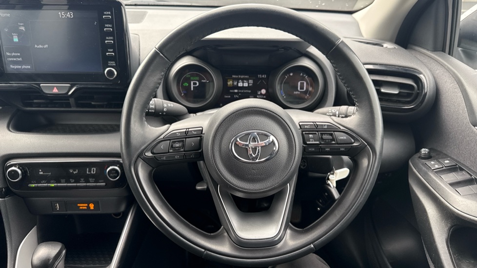 Toyota Yaris 1.5 Hybrid Design 5dr CVT Hybrid Hatchback - Image 10
