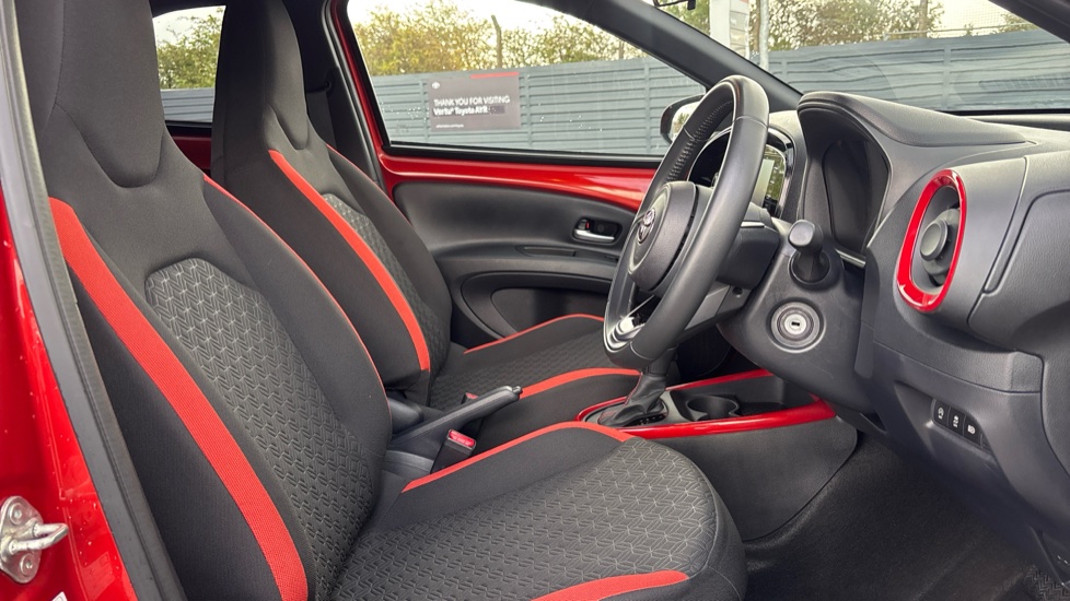 Toyota Aygo X 1.0 VVT-i Edge 5dr Auto Petrol Hatchback - Image 12