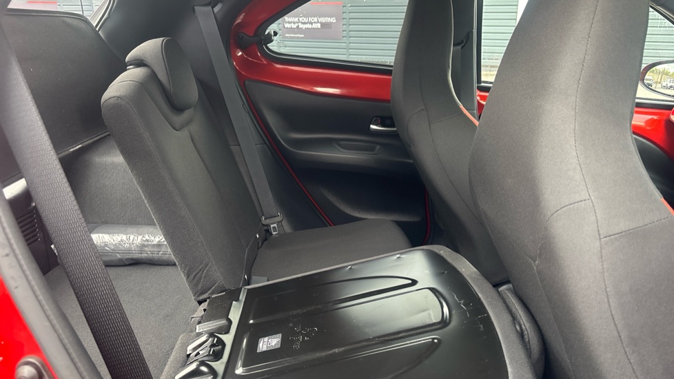 Toyota Aygo X 1.0 VVT-i Edge 5dr Auto Petrol Hatchback - Image 18