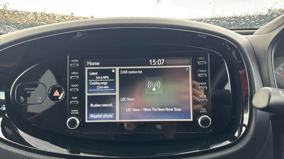 Toyota Aygo X 1.0 VVT-i Edge 5dr Auto Petrol Hatchback - Image 58