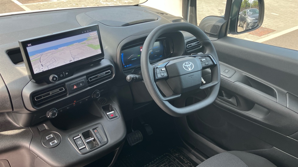 Toyota Proace City L2 Electric Icon Van 50kWh Auto - Image 7