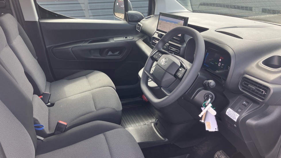Toyota Proace City L2 Electric Icon Van 50kWh Auto - Image 12