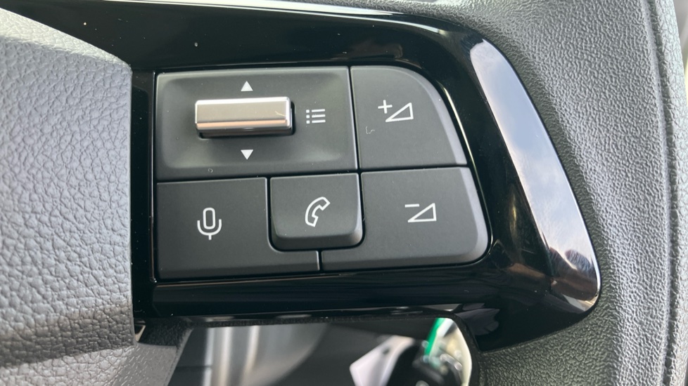 Toyota Proace City L2 Electric Icon Van 50kWh Auto - Image 32