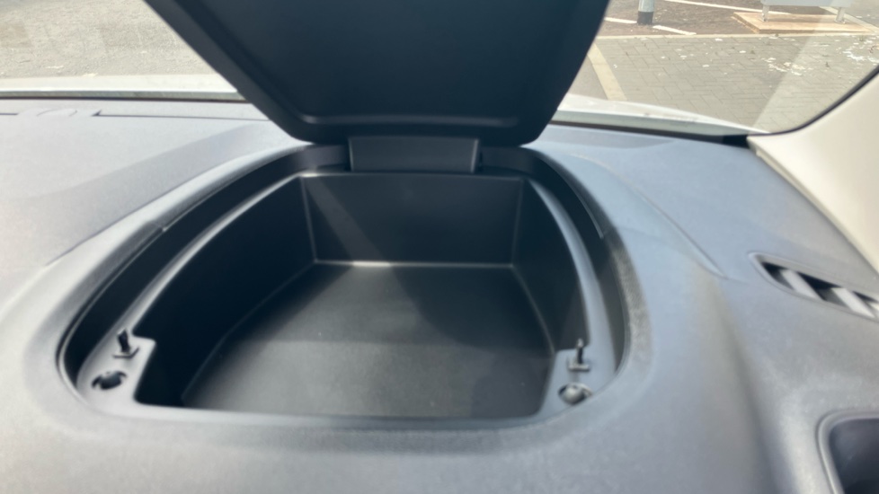 Toyota Proace City L2 Electric Icon Van 50kWh Auto - Image 39