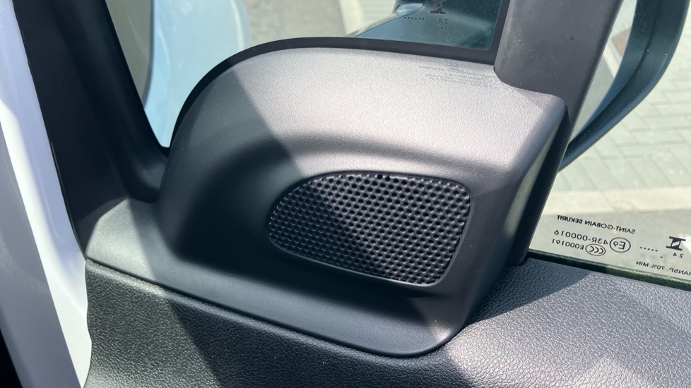 Toyota Proace City L2 Electric Icon Van 50kWh Auto - Image 43