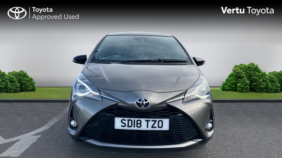 Toyota Yaris 1.5 VVT-i Blue Bi-tone 5dr [Nav] Petrol Hatchback - Image 22