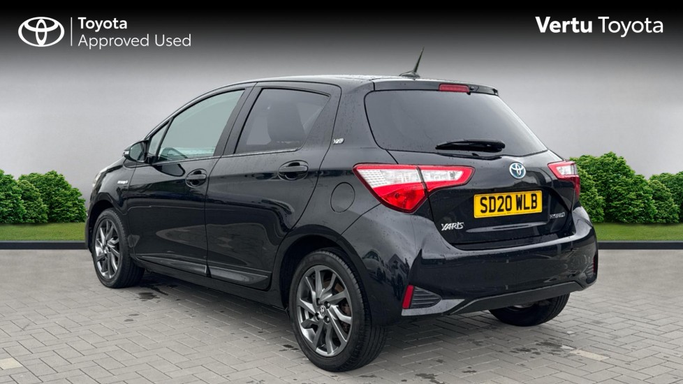 Toyota Yaris 1.5 Hybrid Y20 5dr CVT [Bi-tone] Hybrid Hatchback - Image 4