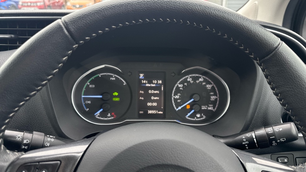 Toyota Yaris 1.5 Hybrid Y20 5dr CVT [Bi-tone] Hybrid Hatchback - Image 11