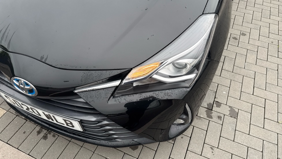 Toyota Yaris 1.5 Hybrid Y20 5dr CVT [Bi-tone] Hybrid Hatchback - Image 39