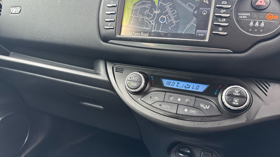 Toyota Yaris 1.5 Hybrid Y20 5dr CVT [Bi-tone] Hybrid Hatchback - Image 50