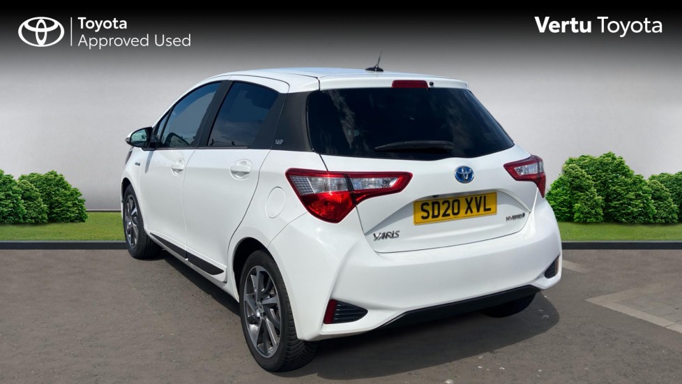 Toyota Yaris 1.5 Hybrid Y20 5dr CVT [Bi-tone] Hybrid Hatchback - Image 4