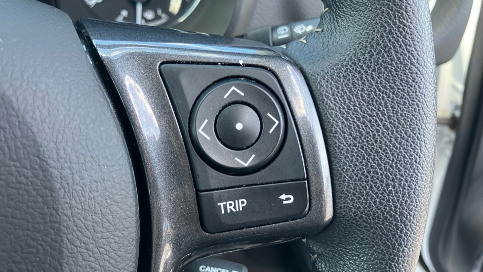 Toyota Yaris 1.5 Hybrid Y20 5dr CVT [Bi-tone] Hybrid Hatchback - Image 36