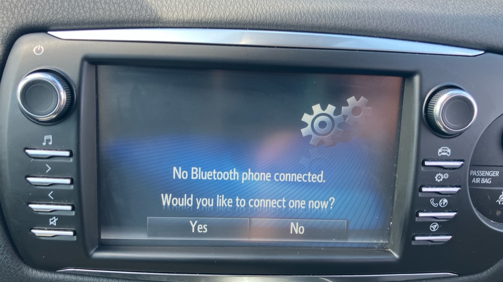 Toyota Yaris 1.5 Hybrid Y20 5dr CVT [Bi-tone] Hybrid Hatchback - Image 46