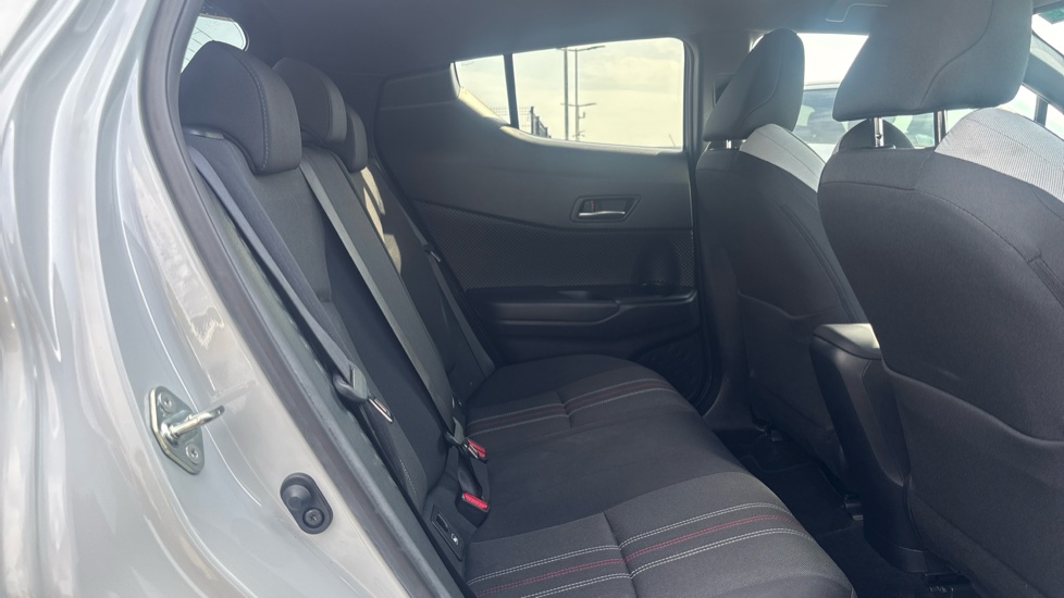 Toyota C-HR 1.8 Hybrid GR Sport 5dr CVT Hybrid Hatchback - Image 8