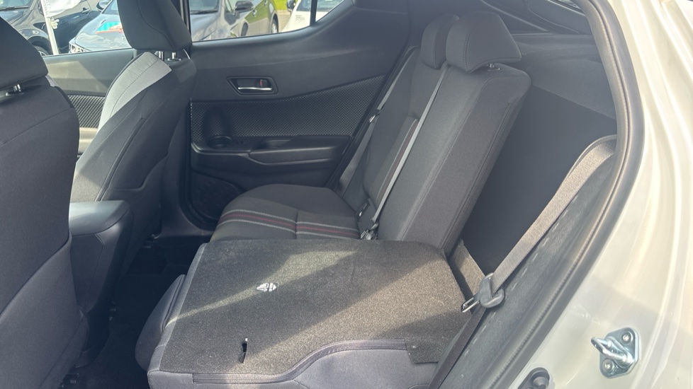 Toyota C-HR 1.8 Hybrid GR Sport 5dr CVT Hybrid Hatchback - Image 18