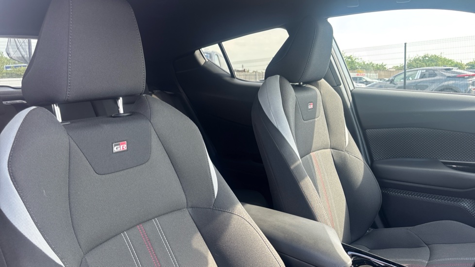 Toyota C-HR 1.8 Hybrid GR Sport 5dr CVT Hybrid Hatchback - Image 19