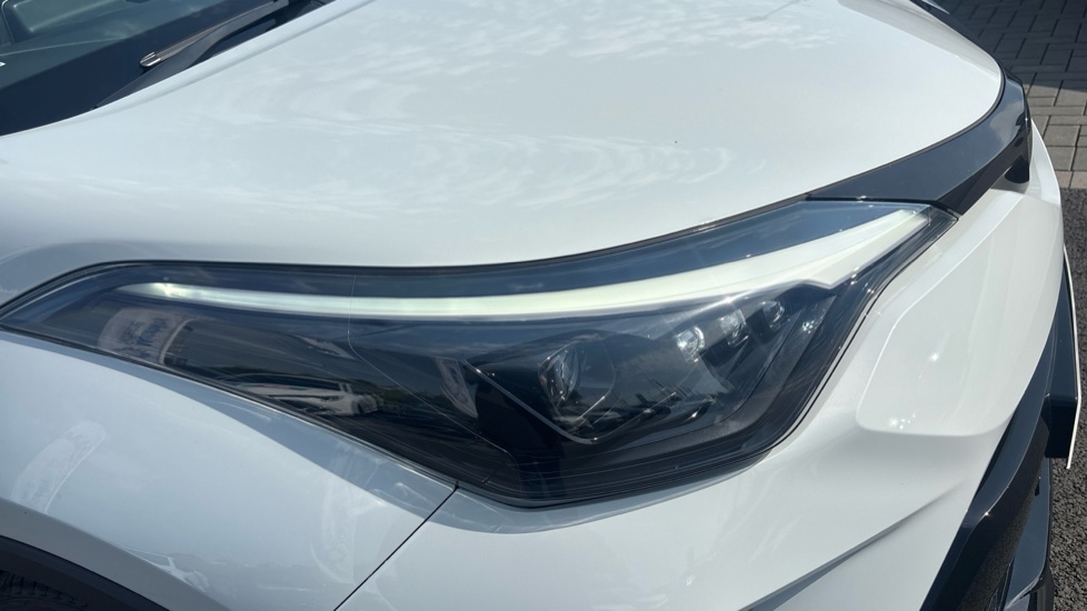 Toyota C-HR 1.8 Hybrid GR Sport 5dr CVT Hybrid Hatchback - Image 20