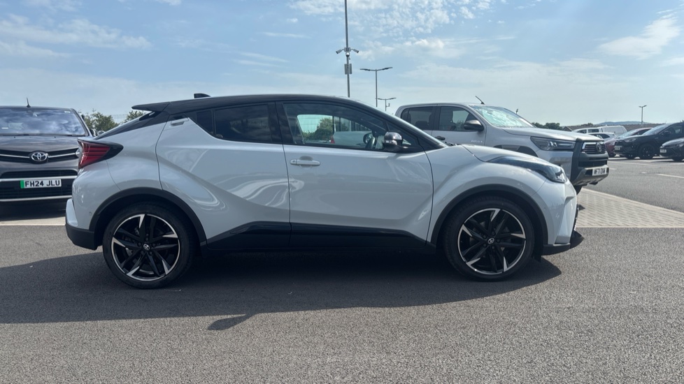 Toyota C-HR 1.8 Hybrid GR Sport 5dr CVT Hybrid Hatchback - Image 23