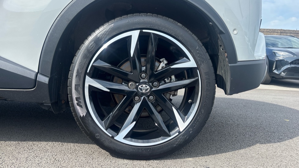 Toyota C-HR 1.8 Hybrid GR Sport 5dr CVT Hybrid Hatchback - Image 25