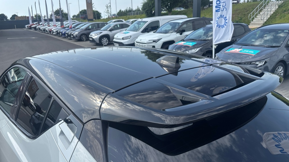 Toyota C-HR 1.8 Hybrid GR Sport 5dr CVT Hybrid Hatchback - Image 36