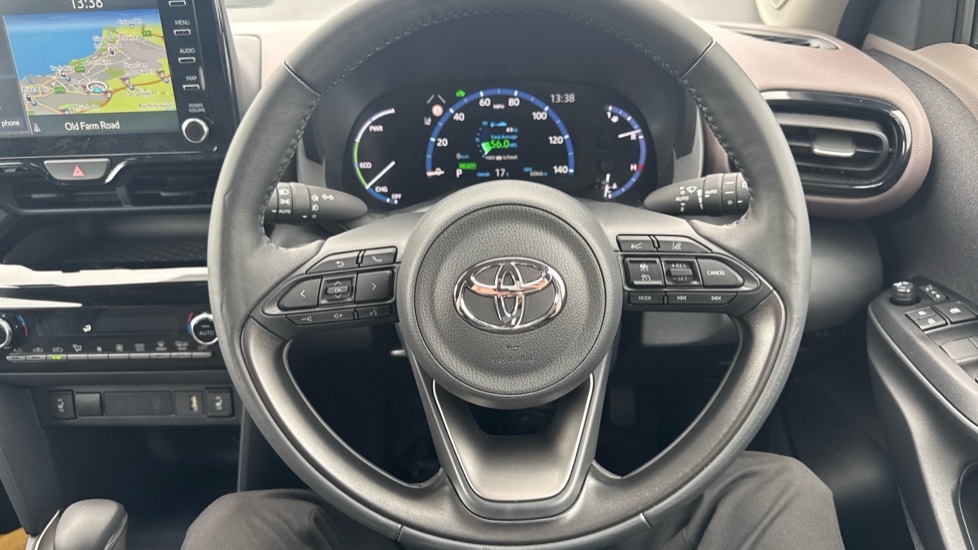 Toyota Yaris Cross 1.5 Hybrid Excel 5dr CVT Hybrid Estate - Image 7