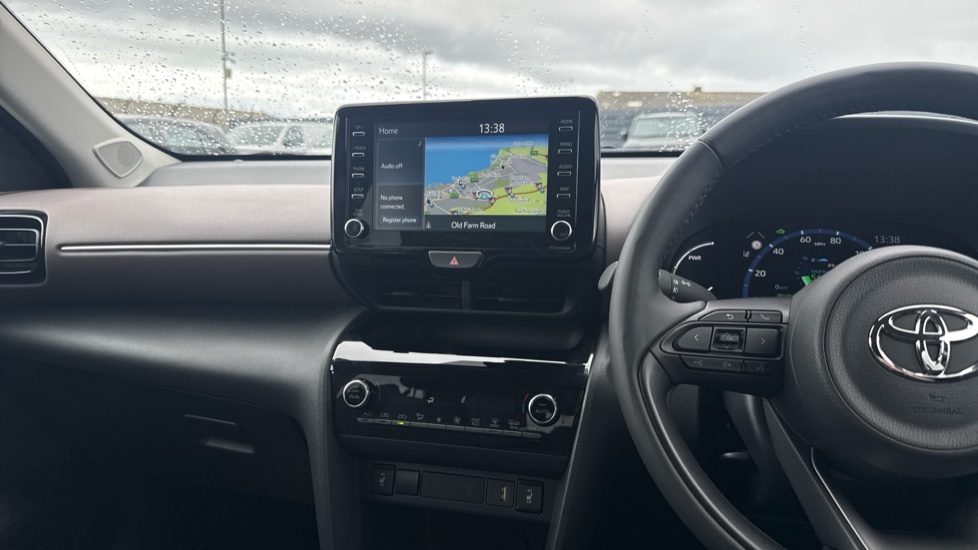 Toyota Yaris Cross 1.5 Hybrid Excel 5dr CVT Hybrid Estate - Image 9