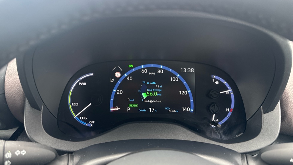 Toyota Yaris Cross 1.5 Hybrid Excel 5dr CVT Hybrid Estate - Image 11