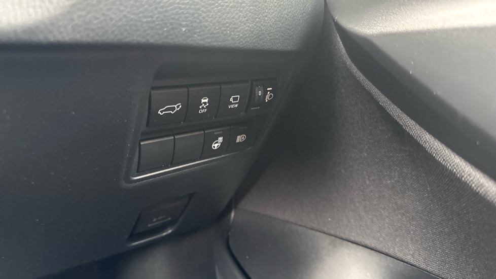 Toyota Yaris Cross 1.5 Hybrid Excel 5dr CVT Hybrid Estate - Image 40