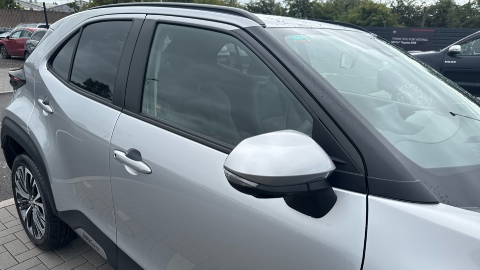 Toyota Yaris Cross 1.5 Hybrid Excel 5dr CVT Hybrid Estate - Image 55