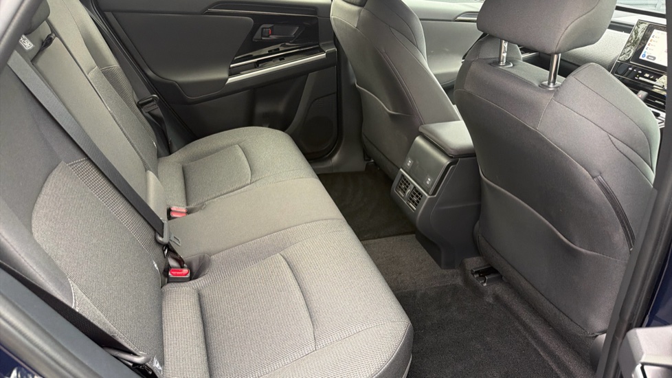 Toyota bZ4X 150kW Pure 71.4kWh 5dr Auto [11kW] Electric Hatchback - Image 8
