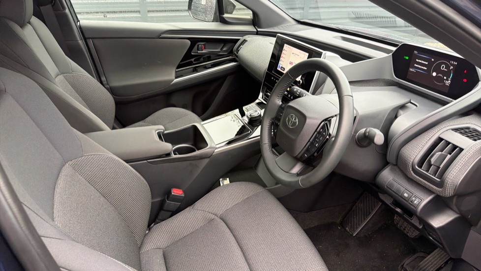 Toyota bZ4X 150kW Pure 71.4kWh 5dr Auto [11kW] Electric Hatchback - Image 12