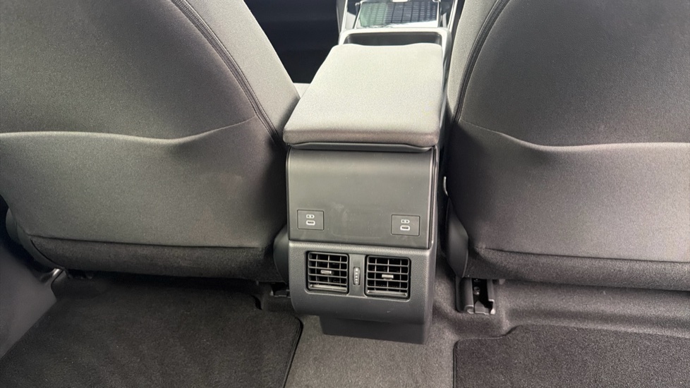 Toyota bZ4X 150kW Pure 71.4kWh 5dr Auto [11kW] Electric Hatchback - Image 19