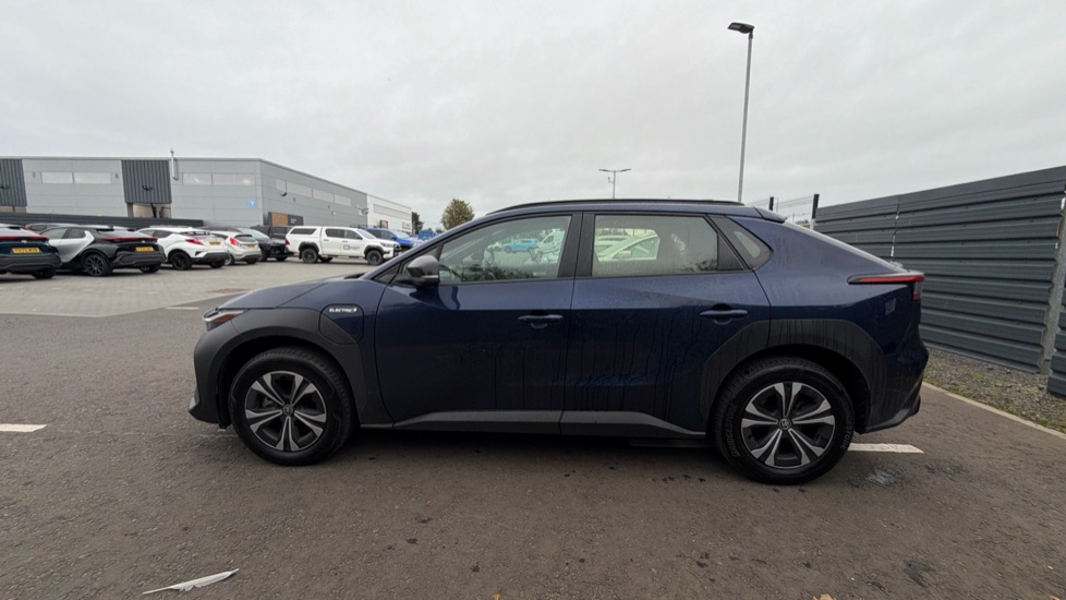 Toyota bZ4X 150kW Pure 71.4kWh 5dr Auto [11kW] Electric Hatchback - Image 24