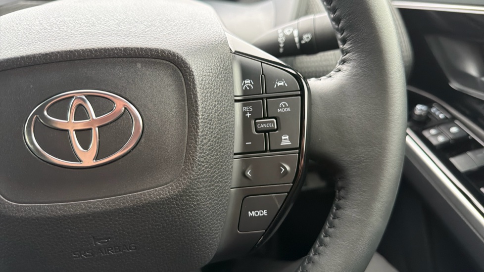 Toyota bZ4X 150kW Pure 71.4kWh 5dr Auto [11kW] Electric Hatchback - Image 29