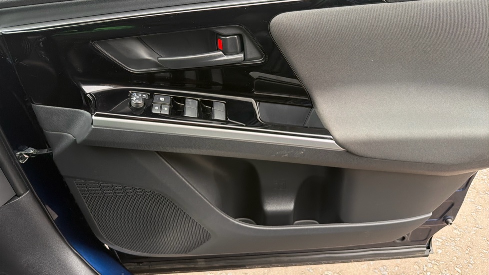Toyota bZ4X 150kW Pure 71.4kWh 5dr Auto [11kW] Electric Hatchback - Image 45