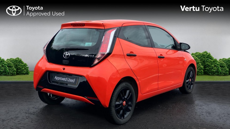 Toyota Aygo 1.0 VVT-i X-Cite 2 5dr Petrol Hatchback - Image 2