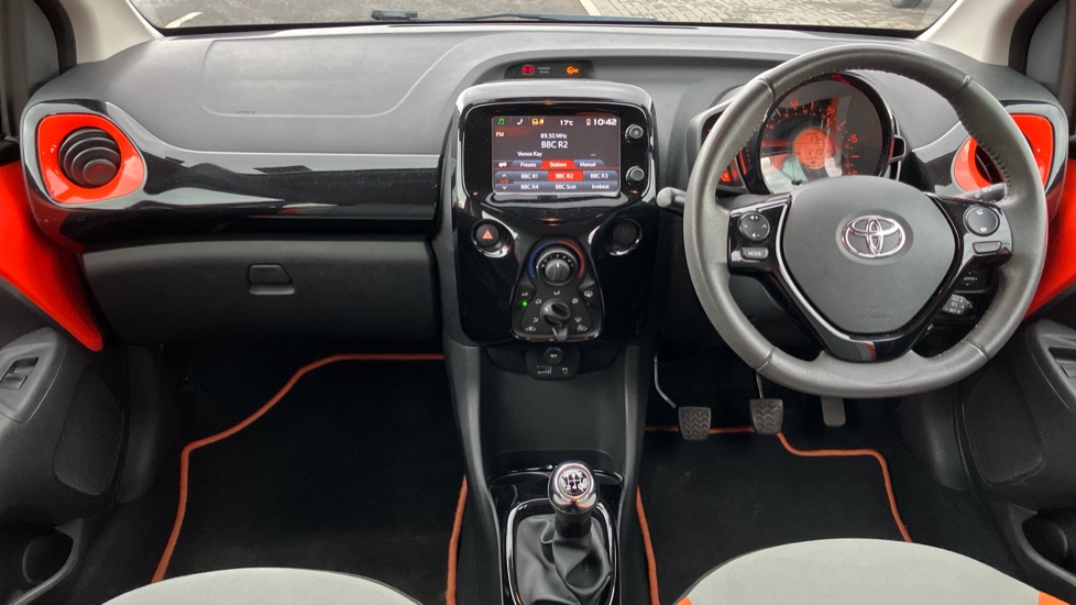 Toyota Aygo 1.0 VVT-i X-Cite 2 5dr Petrol Hatchback - Image 6