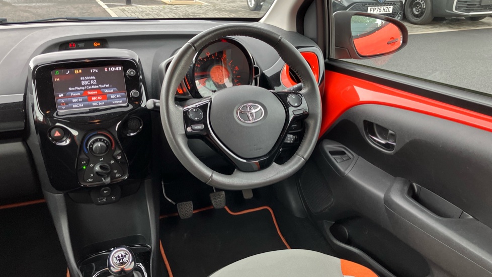 Toyota Aygo 1.0 VVT-i X-Cite 2 5dr Petrol Hatchback - Image 7