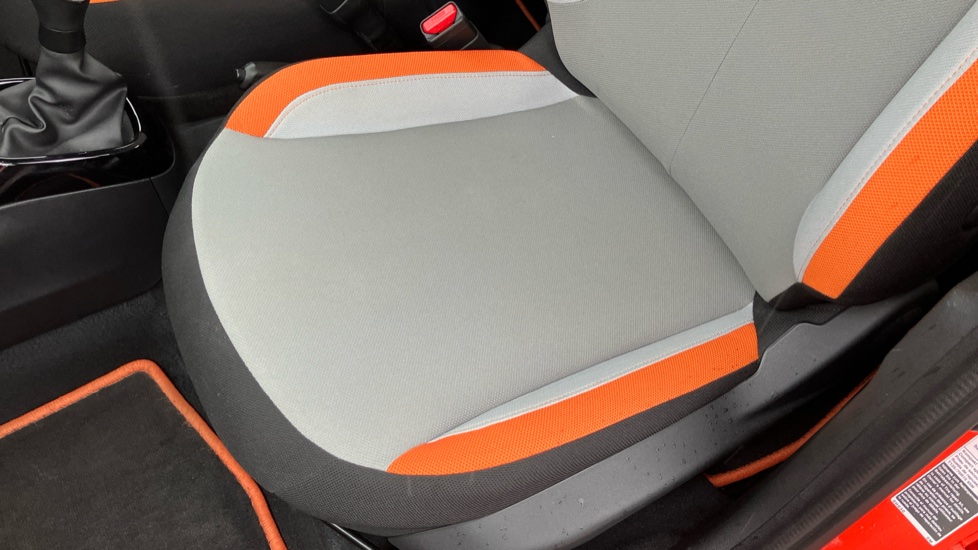 Toyota Aygo 1.0 VVT-i X-Cite 2 5dr Petrol Hatchback - Image 17