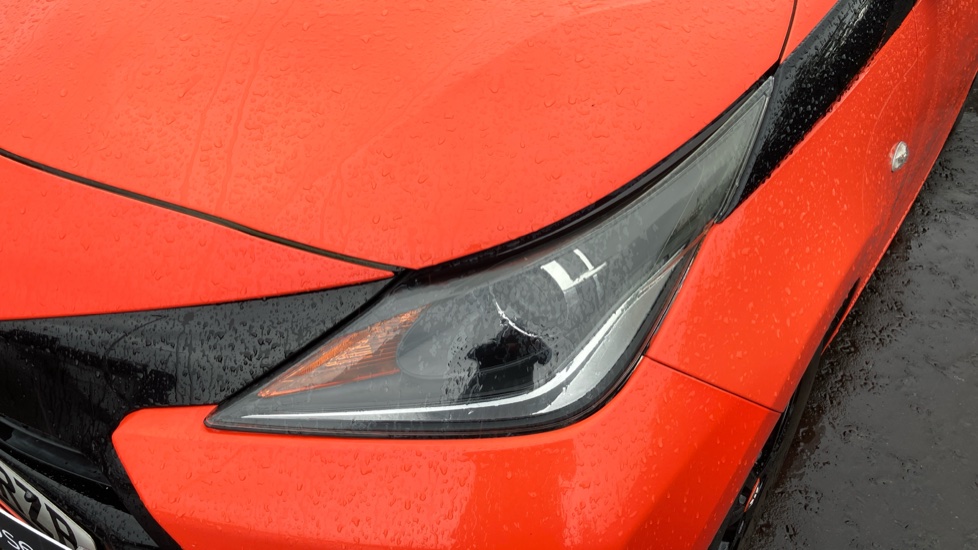 Toyota Aygo 1.0 VVT-i X-Cite 2 5dr Petrol Hatchback - Image 20