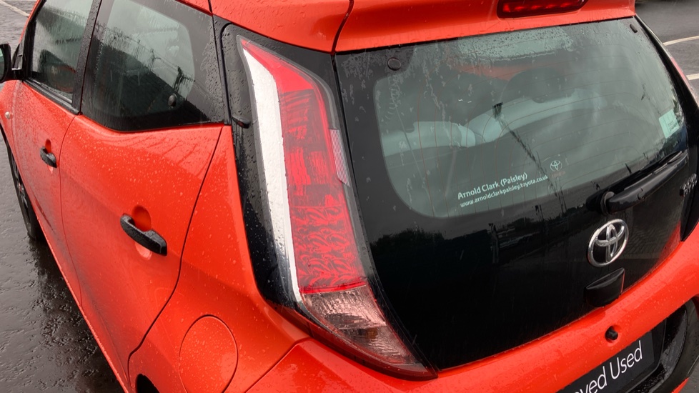 Toyota Aygo 1.0 VVT-i X-Cite 2 5dr Petrol Hatchback - Image 21
