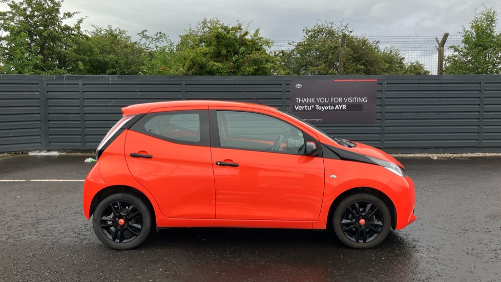 Toyota Aygo 1.0 VVT-i X-Cite 2 5dr Petrol Hatchback - Image 23