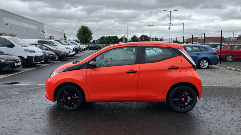 Toyota Aygo 1.0 VVT-i X-Cite 2 5dr Petrol Hatchback - Image 24