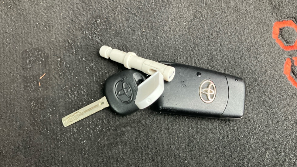 Toyota Aygo 1.0 VVT-i X-Cite 2 5dr Petrol Hatchback - Image 28