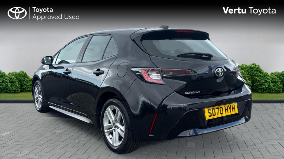 Toyota Corolla 1.2T VVT-i Icon Tech 5dr Petrol Hatchback - Image 4