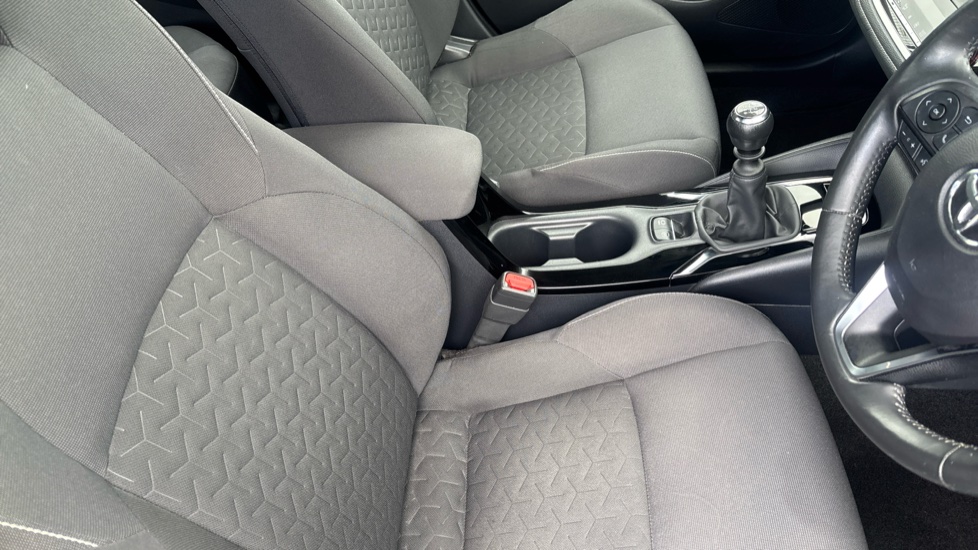 Toyota Corolla 1.2T VVT-i Icon Tech 5dr Petrol Hatchback - Image 17