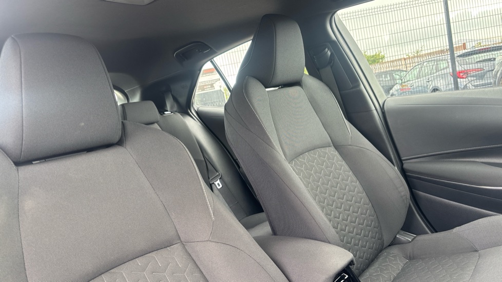 Toyota Corolla 1.2T VVT-i Icon Tech 5dr Petrol Hatchback - Image 19