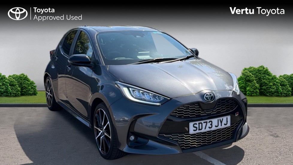 Toyota Yaris 1.5 Hybrid GR Sport 5dr CVT Hybrid Hatchback - Image 1